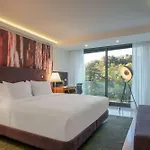 Doubletree By Hilton Fontana Park