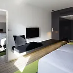 Doubletree By Hilton Fontana Park 4*
