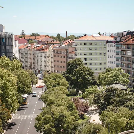 里斯本丰塔纳公园希尔顿逸林酒店 酒店 4*