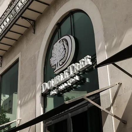 Doubletree By Hilton Fontana Park Отель Лиссабон
