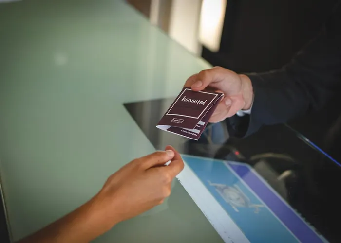 ダブルツリー バイ ヒルトン フォンタナ パーク ホテル 4*