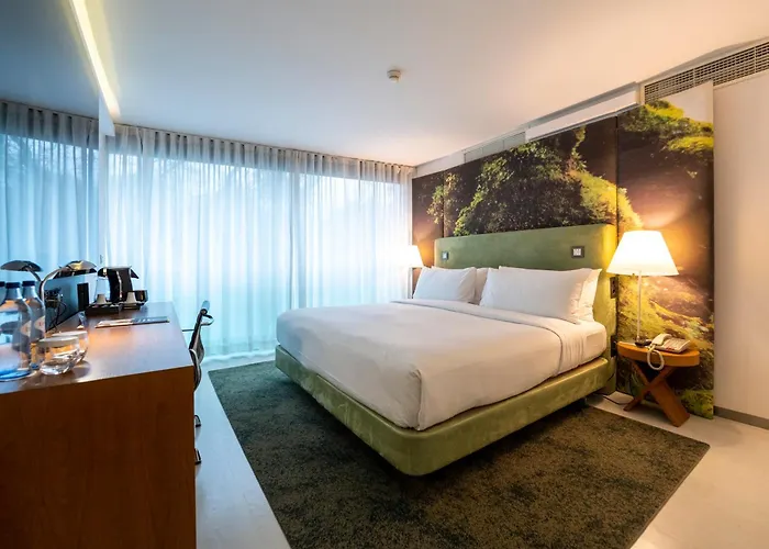 Doubletree By Hilton Fontana Park 4*