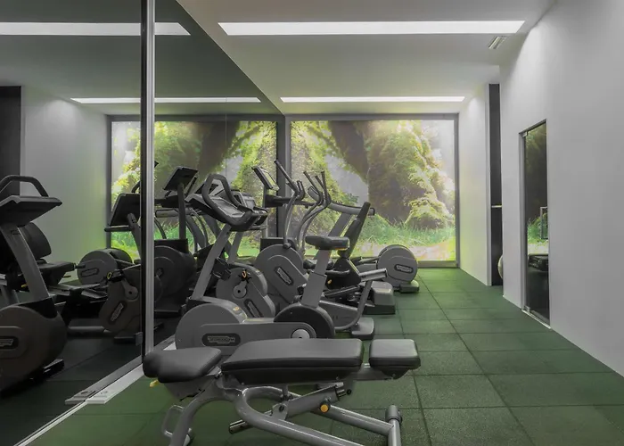 ダブルツリー バイ ヒルトン フォンタナ パーク