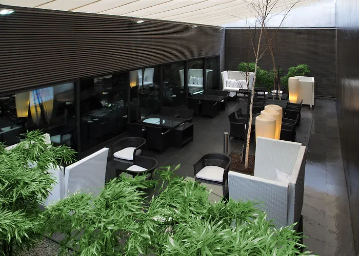 ダブルツリー バイ ヒルトン フォンタナ パーク ホテル