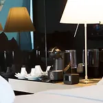 מלון Doubletree By Hilton Fontana Park 4*