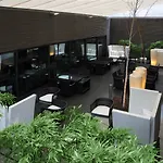 Doubletree By Hilton Fontana Park מלון