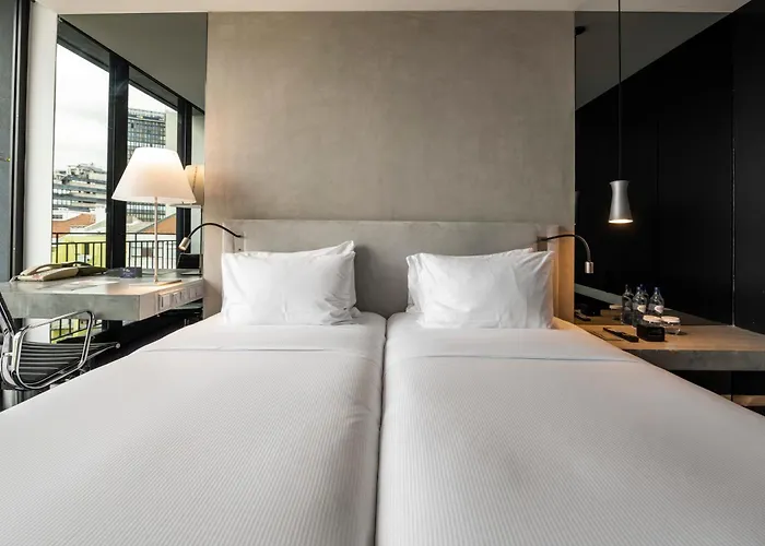 Doubletree By Hilton Fontana Park Hotel Lisbon