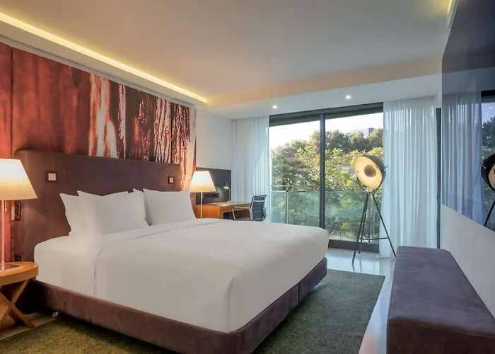 Doubletree By Hilton Fontana Park