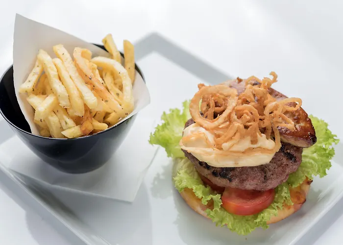 Doubletree By Hilton Fontana Park