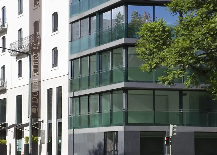 Hotel Doubletree By Hilton Fontana Park 4*