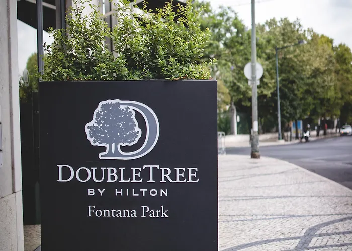 Hotel Doubletree By Hilton Fontana Park